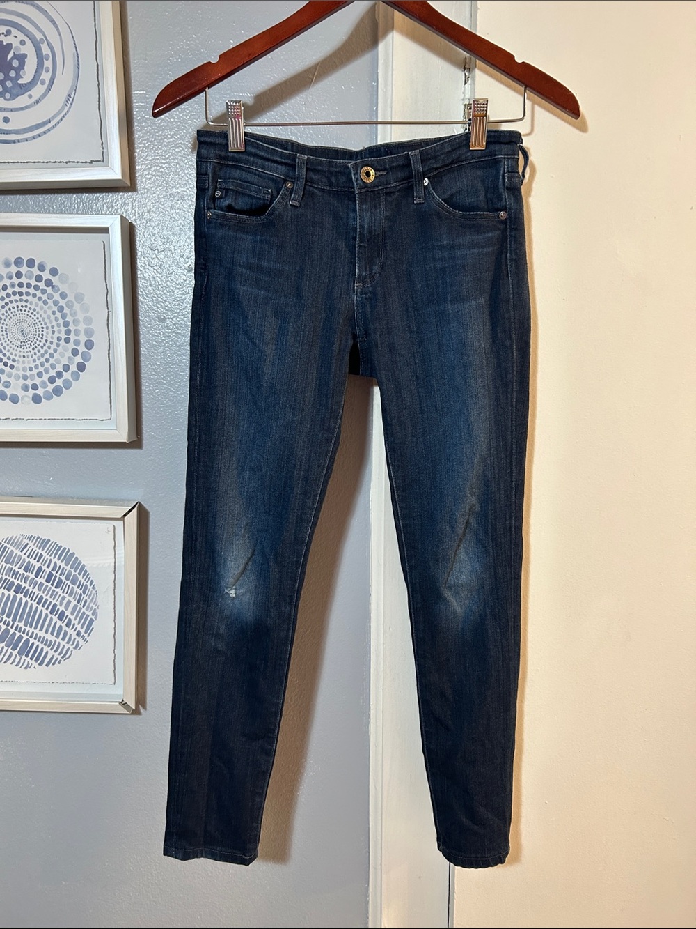 AG Adriano Goldschmied Distressed Women's Dark Wash Ankle Jeans Size 26 R
